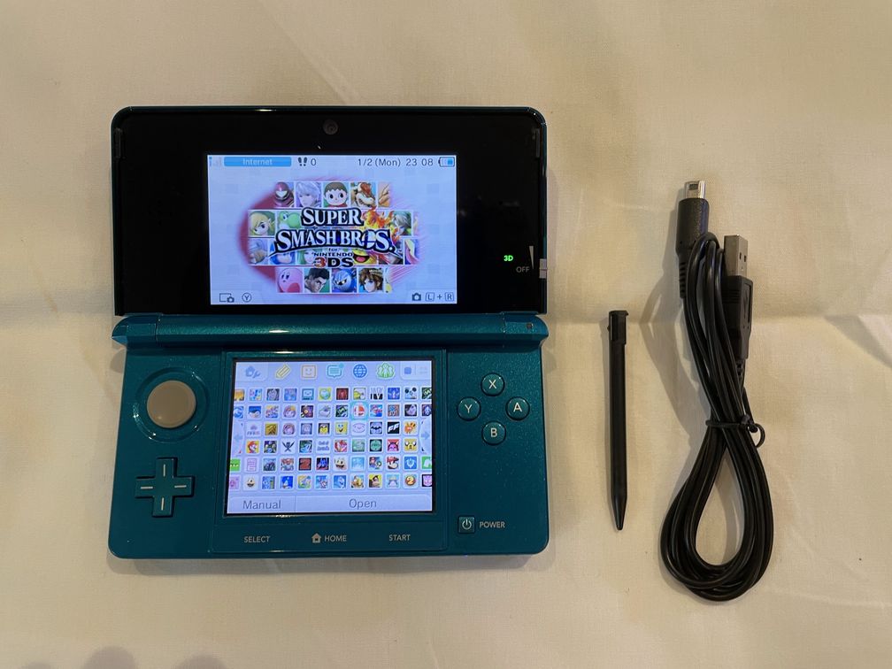 Nintendo 3DS Original Console with 128gb PLUS Upgraded USB Charger & Stylus