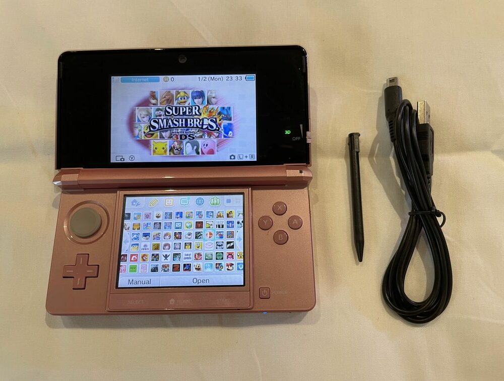 Alternative view of Nintendo 3DS Original Console with 128gb PLUS Upgraded USB Charger & Stylus