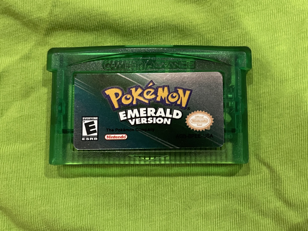 Nintendo Gameboy Advance Pokemon Emerald Cartridge GBA